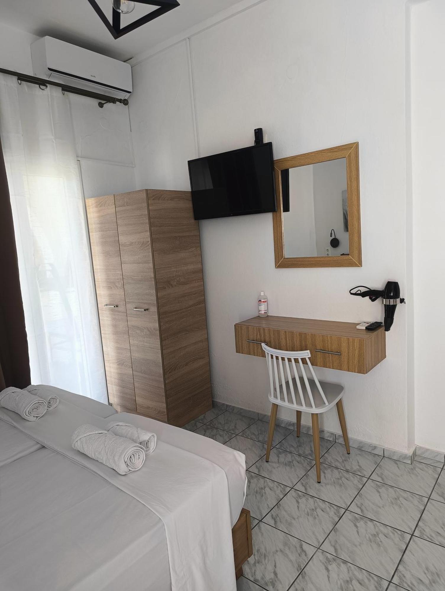 Galini Apartments Bali  Exterior photo